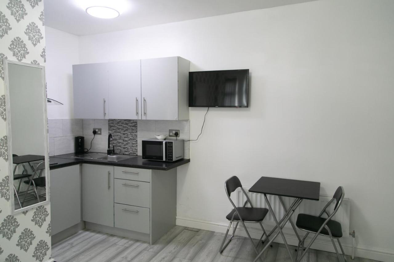 Hills View Apartments 曼彻斯特 外观 照片